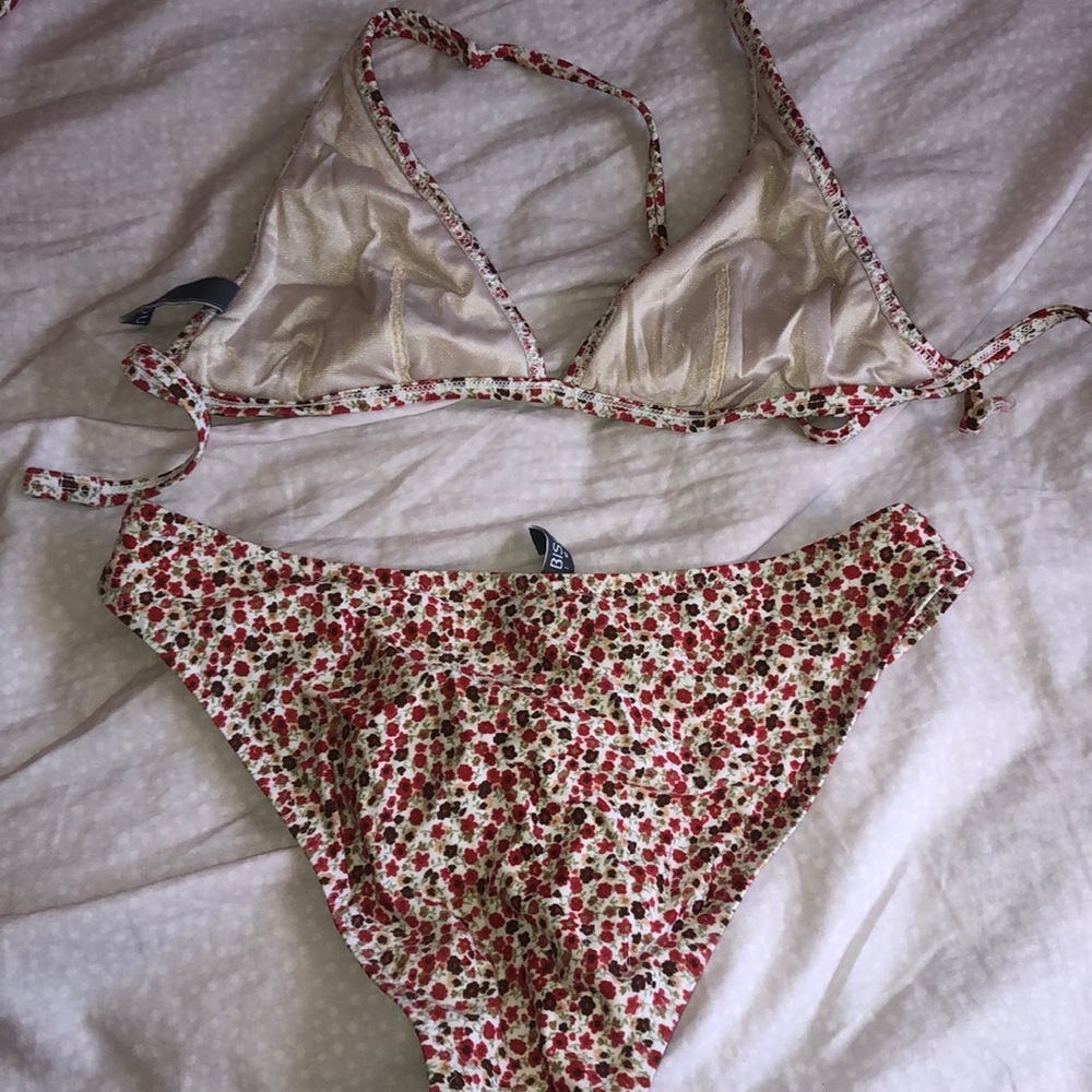 Bikini Set - Picture 5 of 6